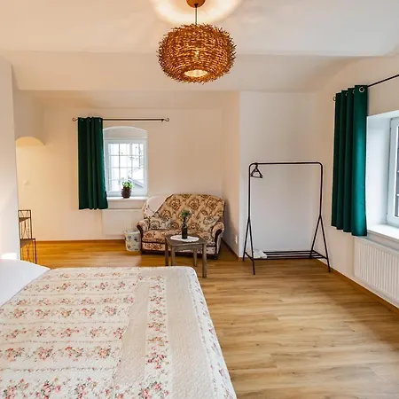 Pivovar Tupadly Hotell *