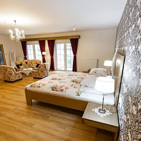 Pivovar Tupadly Отель Tupadly (Kutna Hora)